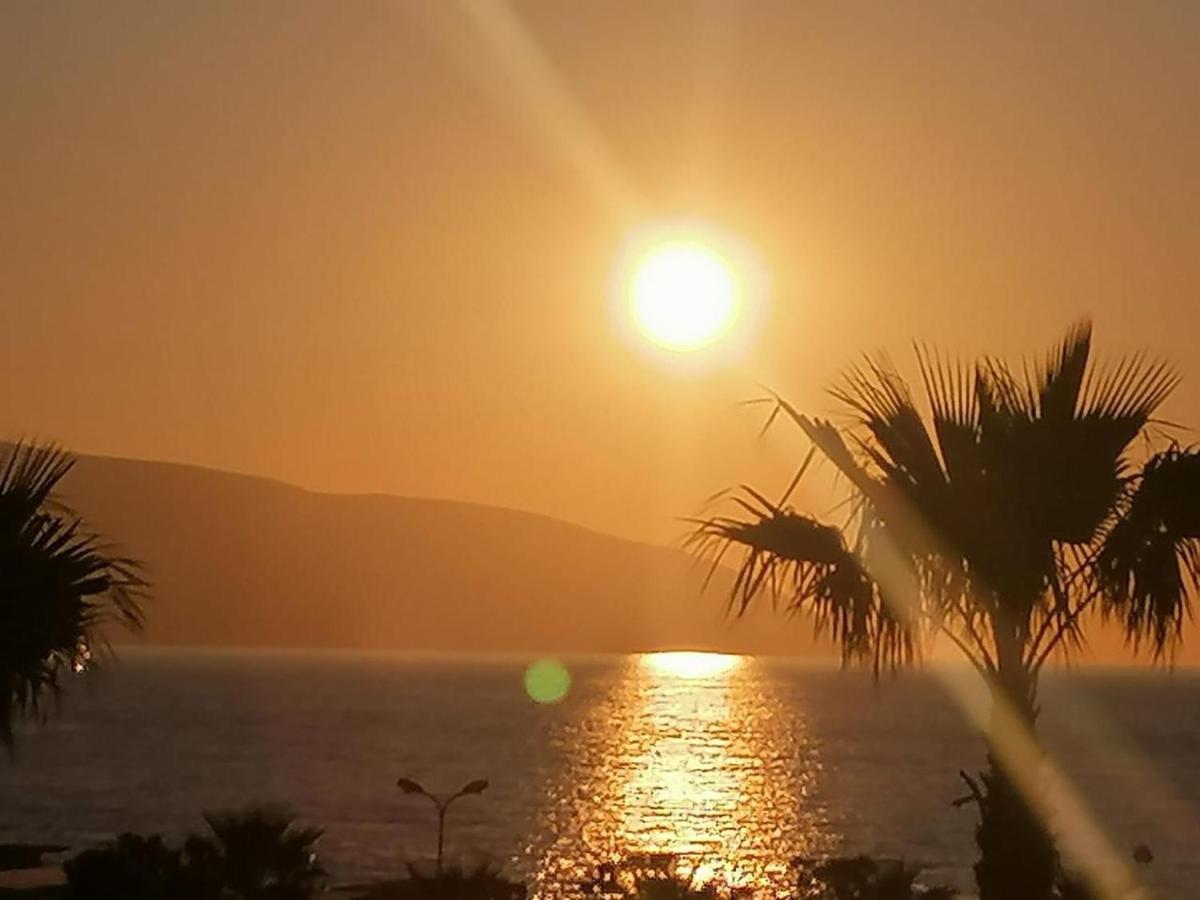 Vale House Holiday Apartment Vlorë Buitenkant foto